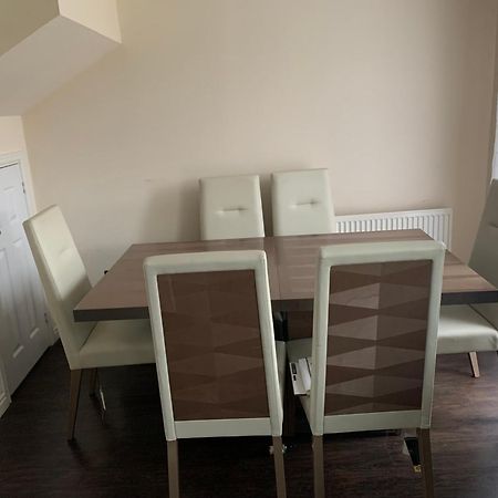Holytown Homes מראה חיצוני תמונה